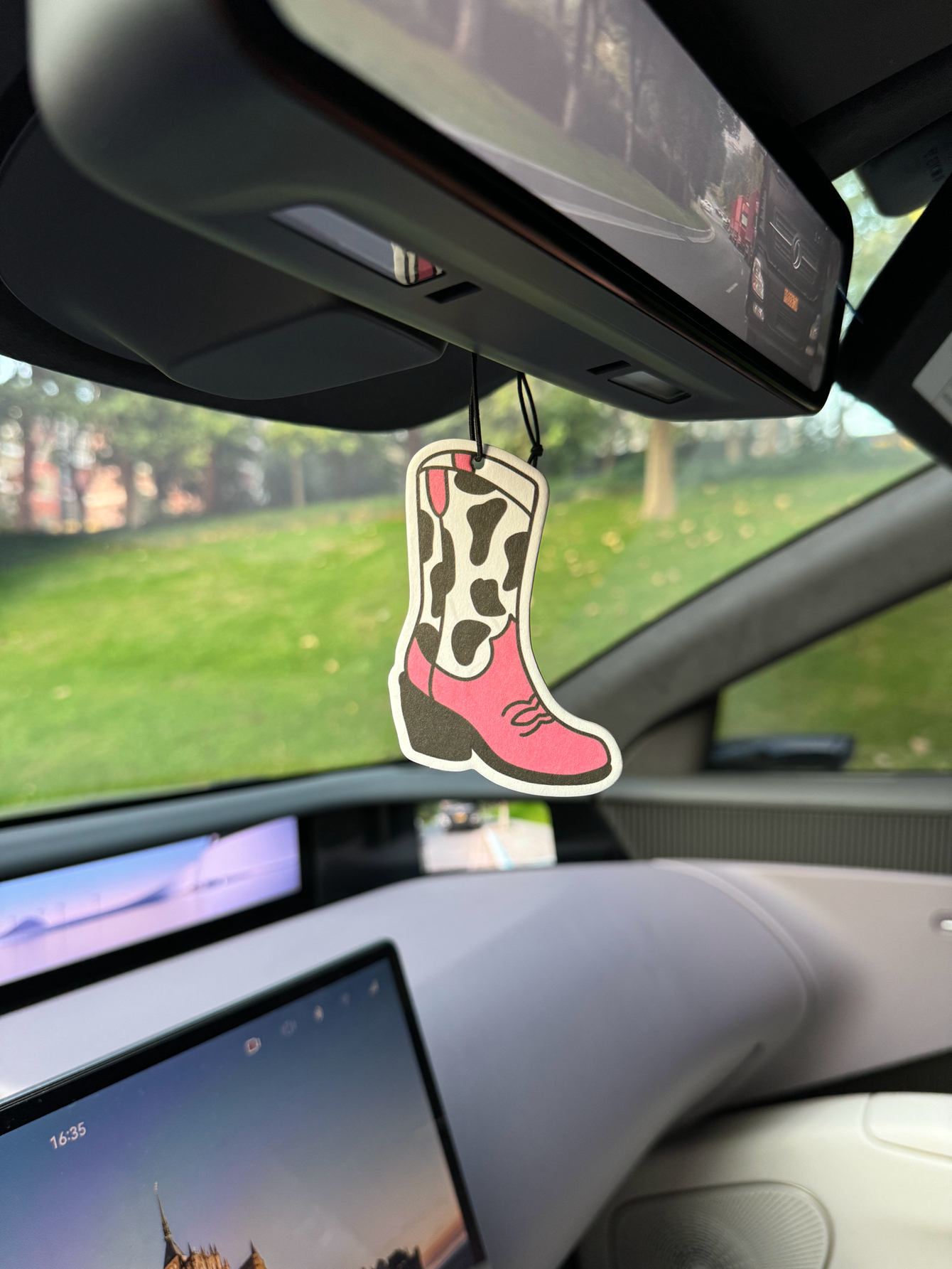 Cow Print Cowboy Boots Fragran - Home Fragrance Trends incelemesi ve fiyatı